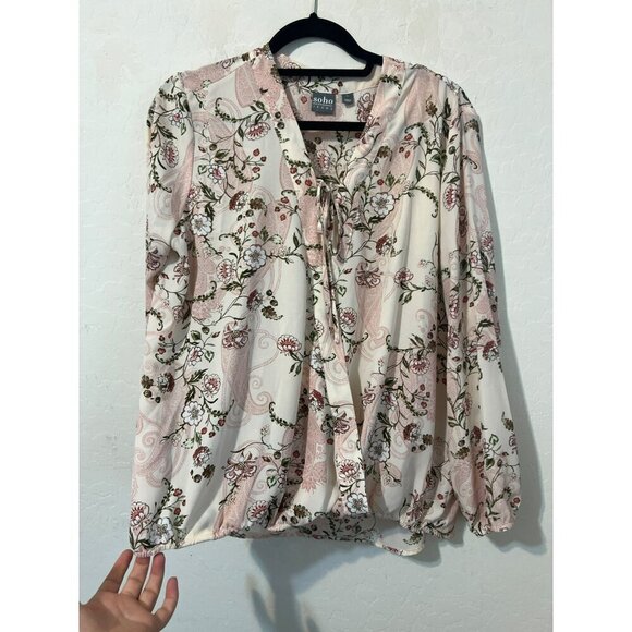 Soho New York & Co Jeans Sz L Floral Print Blouse Tie Front Crossover Hem - Picture 5 of 10